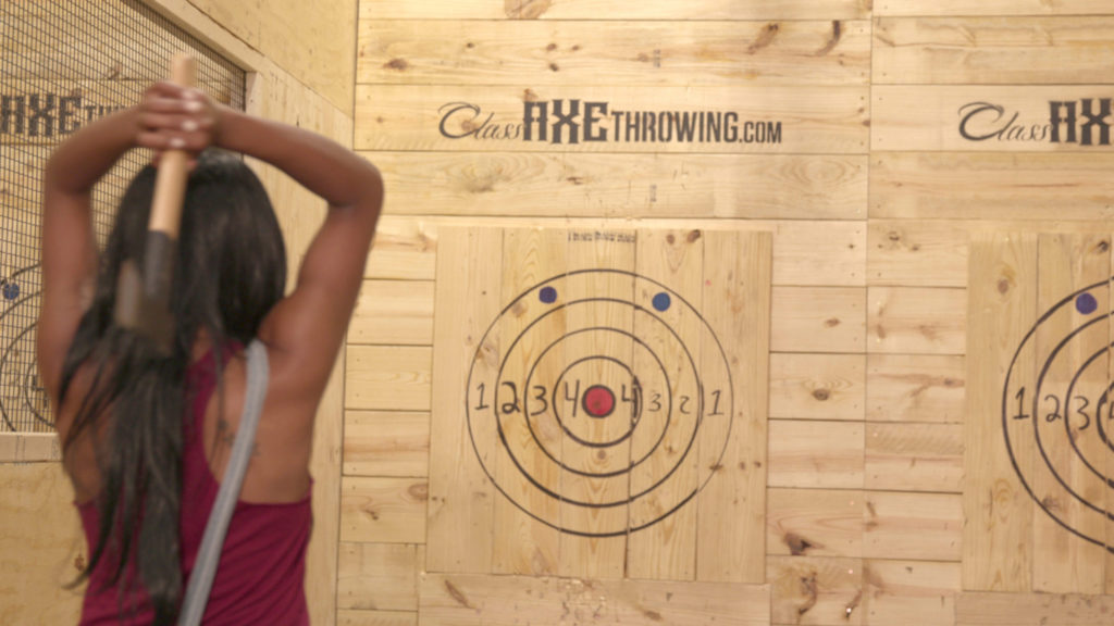 Class Axe Throwing Dallas, Texas Book Now